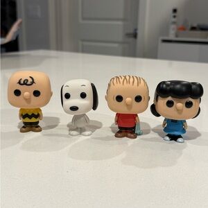 Peanuts Character Funko pop set